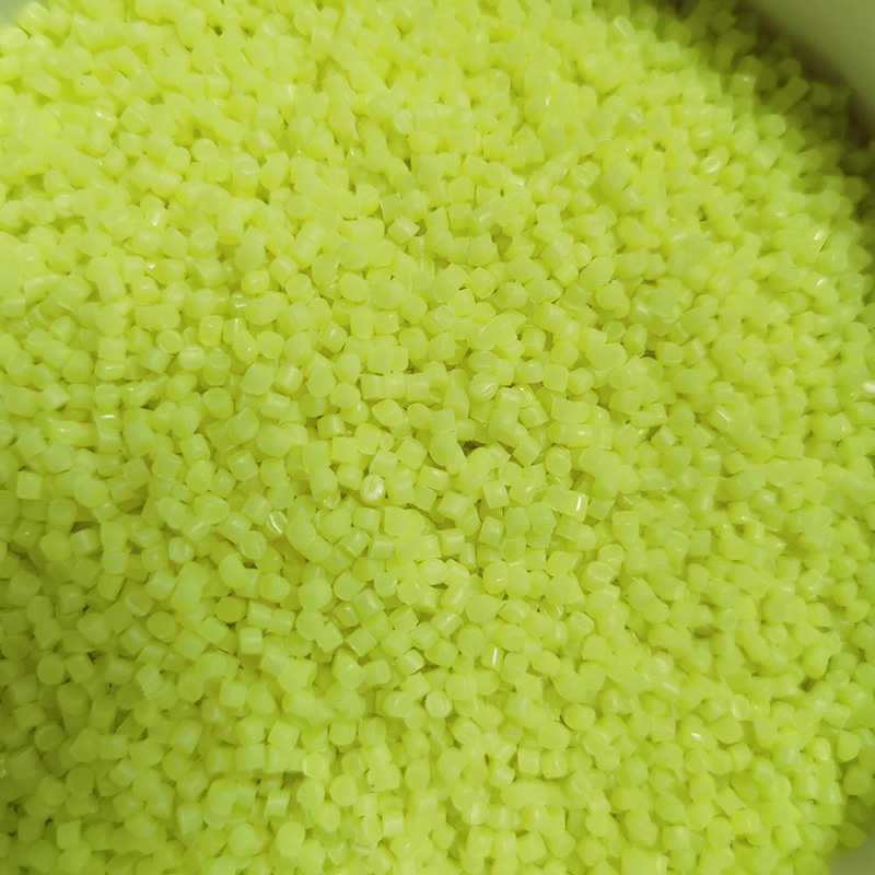 純?cè)蠠o(wú)鈣亮白色母料
